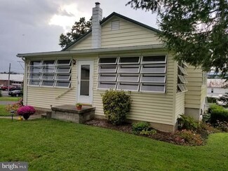 96 Church St, Mc Alisterville, PA 17049