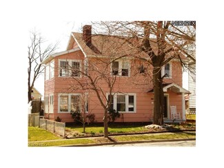 208 Superior St NE, Brewster, OH 44613