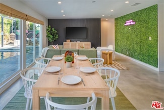 3730 E Camino San Miguel, Palm Springs, CA 92264