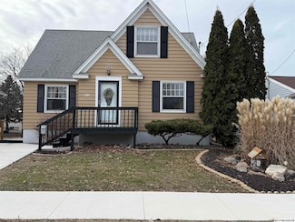 430 S Fillmore Ave, Mason City, IA 50401