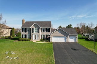 3670 Persimmon Dr, Algonquin, IL 60102