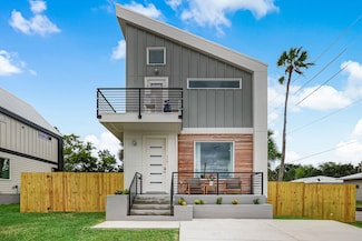 319 Riberia St, St. Augustine, FL 32084