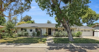 19 W Canterbury Dr, Stockton, CA 95207