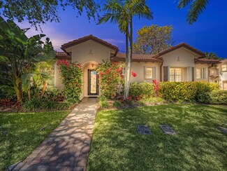 553 Tomahawk Ct, Palm Beach Gardens, FL 33410
