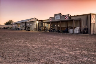 2811 School St, Needville, TX 77461