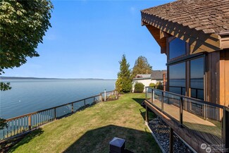 18800 Soundview Dr NW, Stanwood, WA 98292