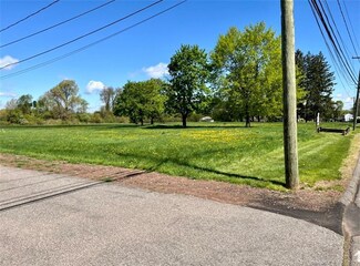 196 Bee St, Meriden, CT 06450