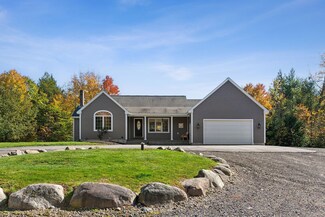 18 Copperhead Dr, Gorham, ME 04038