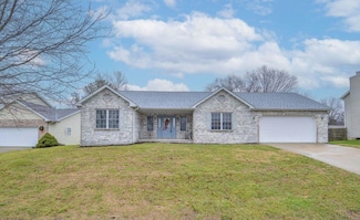115 Harbor Point, Belleville, IL 62221
