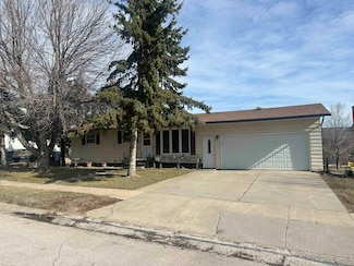 109 David Dr, Sturgis, SD 57785