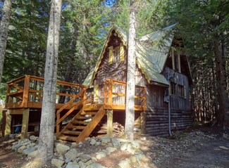 652 Yellowstone Rd, Snoqualmie Pass, WA 98068