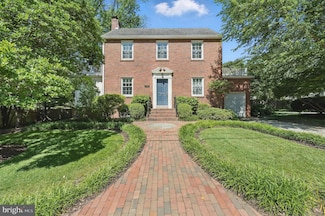 2306 Cameron Mills Rd, Alexandria, VA 22302