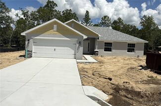 777 N Hallam Dr, Dunnellon, FL 34434
