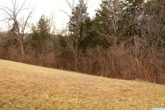 0 New York 82, Taghkanic, NY 12523