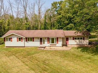 1909 N Union St, Spencerport, NY 14559