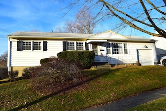 244 Rockland Ave, Stratford, CT 06614