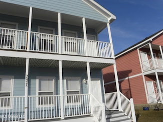 2425 Esplanade St Unit B, Ocean Springs, MS 39564