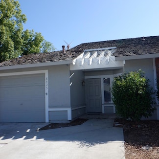 8425 Vintage Park Dr, Sacramento, CA 95828