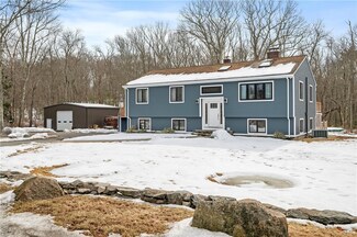 396 Chestnut Hill Rd, Chepachet, RI 02814