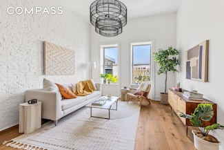 744 Park Place Unit 4A, Brooklyn, NY 11216