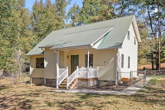 693 Alabama 75, Flat Rock, AL 35966