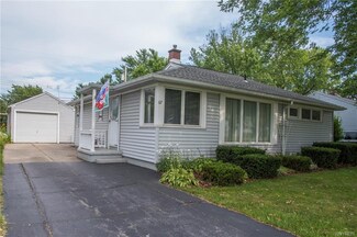 67 Lorfield Dr, Buffalo, NY 14226
