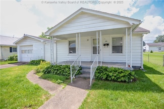 108 Dupont Ave, Nitro, WV 25143
