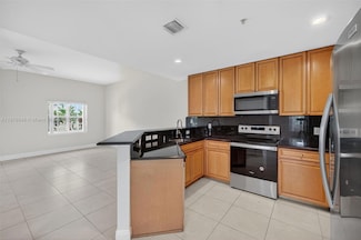 27 SW 6th Ct, Pompano Beach, FL 33060