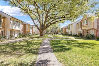 10328 Longmont Dr Unit 47/1, Houston, TX 77042