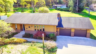 3632 Milligantown Rd, New Kensington, PA 15068