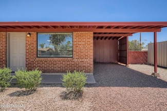 6656 E Calle Cappela, Tucson, AZ 85710