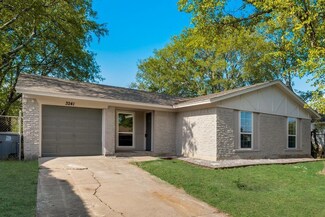 3241 Pacesetter Dr, Dallas, TX 75241
