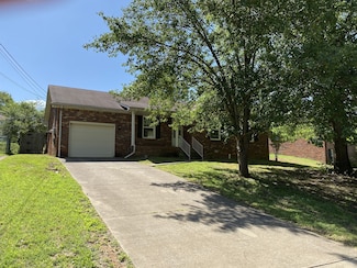 1264 Cloverdale Dr, Clarksville, TN 37040