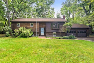 184 Colchester Point Rd, Colchester, VT 05446