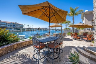 1566 Twin Tides Place, Oxnard, CA 93035