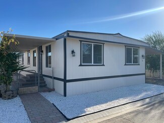 1301 E Avenue I Unit 36, Lancaster, CA 93535