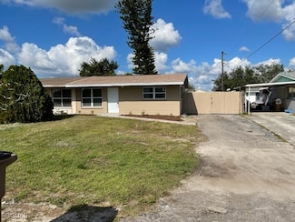 1121 Wesley St W, Lehigh Acres, FL 33936