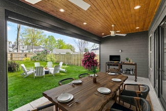 6362 Columbia Ave, Nashville, TN 37209