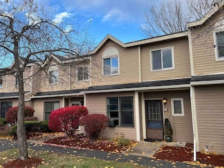 J3 Stonehedge Dr, South Burlington, VT 05403