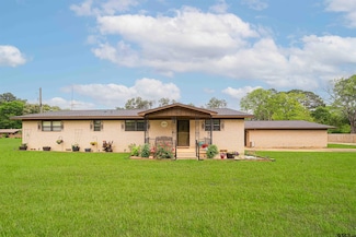 502 Hillcrest, Hughes Springs, TX 75656