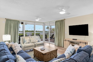 8203 Marina Villa Dr, Marathon, FL 33050