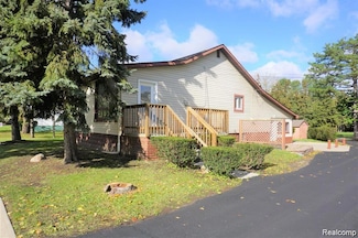 22900 Goddard Rd, Taylor, MI 48180