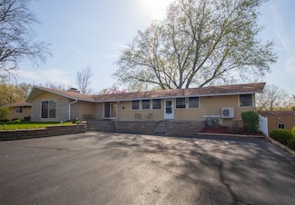 800 Diamond k Ln, Joliet, IL 60433