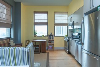 4 Beacon Way Unit 914, Jersey City, NJ 07304