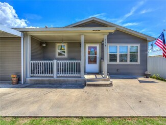 114 W Ash St, Lexington, OK 73051