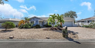 6321 Balboa Ln, Apollo Beach, FL 33572