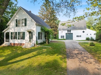 14 Back River Rd, Dover, NH 03820