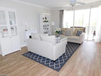 7655 Pebble Creek Cir Unit 302, Naples, FL 34108