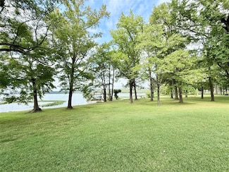 204 E Shore Dr, Russellville, AR 72802