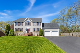 102 Quail Creek Rd, North Attleboro, MA 02760